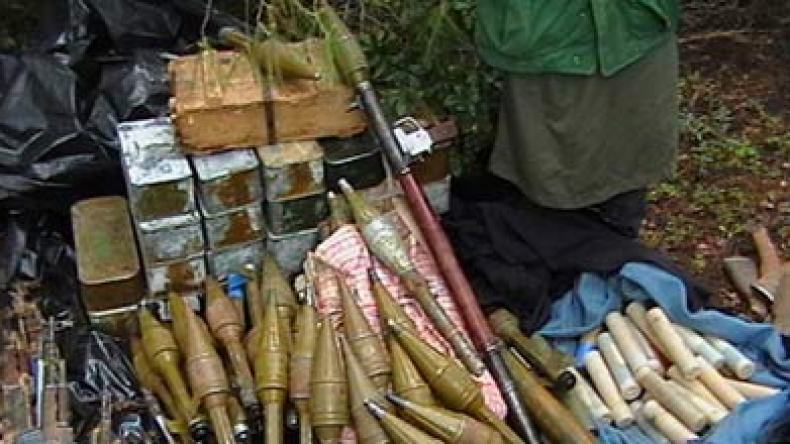 حبس 22 عضوا في  شبكة دولية لتهريب الأسلحة بالوادي