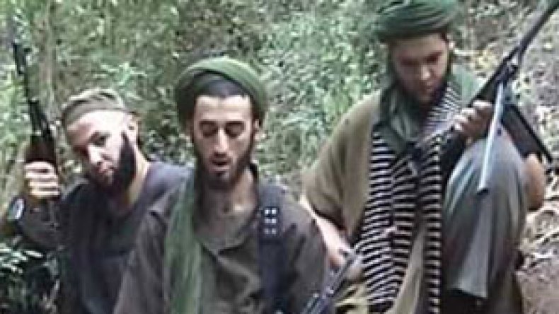 “الجماعة السلفية” تنتقل إلى الإعتداء على الحواجز الأمنية لفكّ الخناق