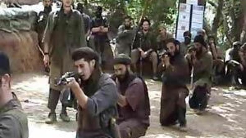 تقني بمطار هواري بومدين ضمن جماعة مسلحة خططت لاستهداف طائرة