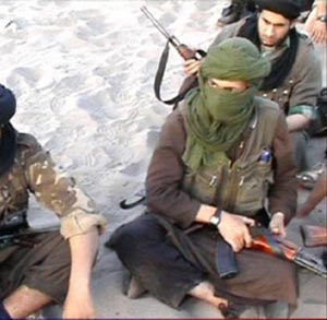 Algérie/ Al Qaeda a recours à l’expertise étrangère pour fabriquer des ceintures explosives.