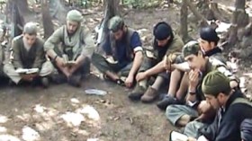 إرهابي أهدى زوجته ثلاثة ملايير وصندوق ذهب واستثمر غنائم الإرهاب لشراء الحمامات