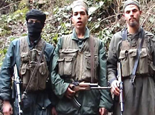 Terrorist group slaughters a whole family and set up landmines