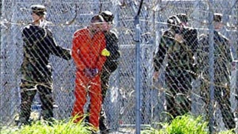 الأردن استقبلت وعذبت معتقلين جزائريين في غوانتانامو