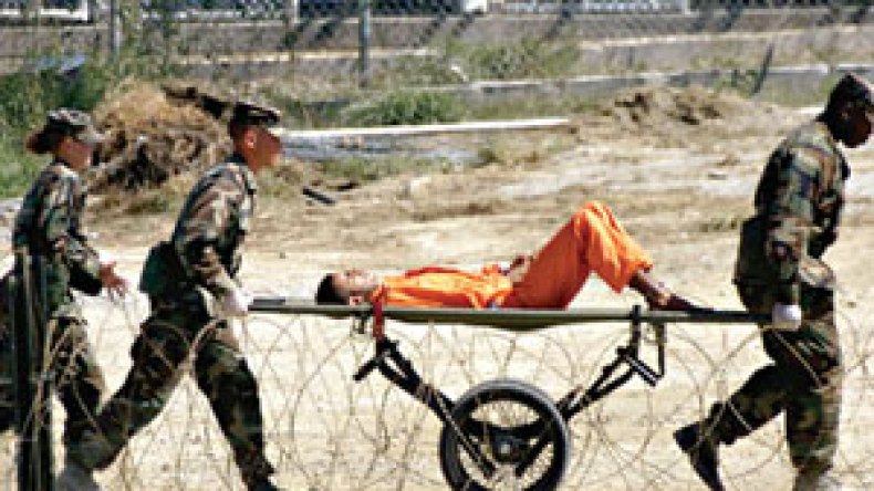 إصابة مصطفى أيت إيدير بشلل نصفي بسبب التعذيب في غوانتنامو