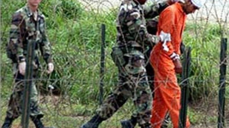 بومدين يقرر مقاضاة السلطات البوسنية والسلطات الأمريكية