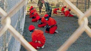 Deux anciens détenus de la prison de Guantanamo Bay en appellent à l’intervention de Bouteflika : « Monsieur le président, la justice nous a innocentés, mais notre peine continue… »