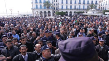 Municipal guards end protests in Algeria