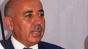 الجزائر تدعم الحوار الأممي وهي مطالبة بتدخل أكبر بين أطراف الأزمة