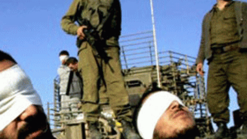 الجيش المصري تحطم على وقع أنغام أم كلثوم وعبد الحليم حافظ