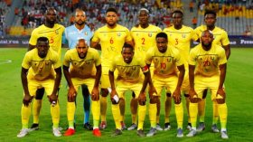 الجزائر تُواجه غينيا كوناكري