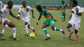 نجوم “السيلي الوطني” يفرملون “الأفيال”