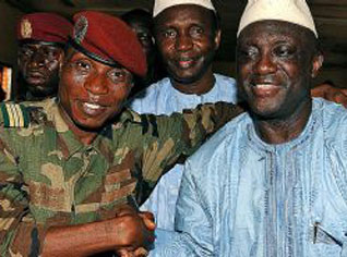 Les putschistes en Guinée à la recherche de la légitimité