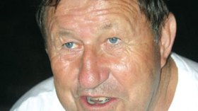 ڤي رو يكشف ما حدث في مباراة الجزائر ــ فرنسا