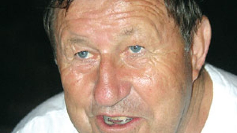 ڤي رو يكشف ما حدث في مباراة الجزائر ــ فرنسا