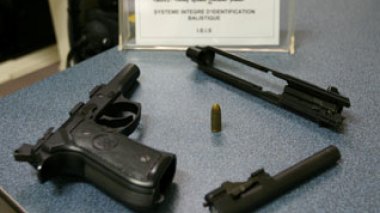 Custom officer involved in leaking pistols from Libya within women bags