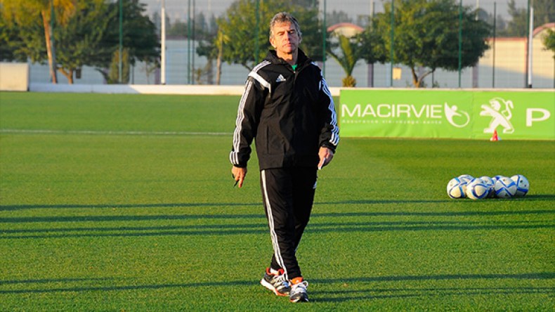 طرد كادامورو أثر علينا.. والمهم أننا لم نخسر