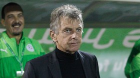 غوركوف يتغلب على كل مدربي المنتخب الوطني