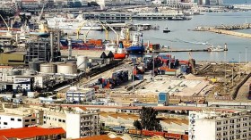 دبلوماسيون جزائريون يعاينون إمكانيات الإنتاج والتصدير