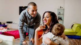 زوجة هني ترفض العيش في روسيا