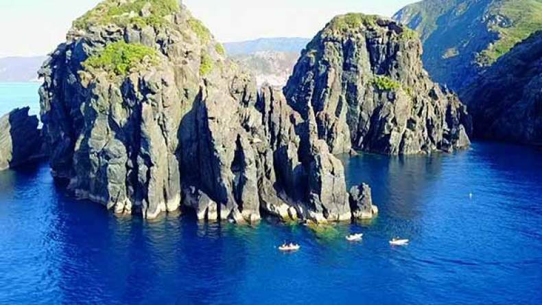 “أدفانتير سرايدي” شباب يضطلعون بمهمة الترويج السياحي لمدينتهم