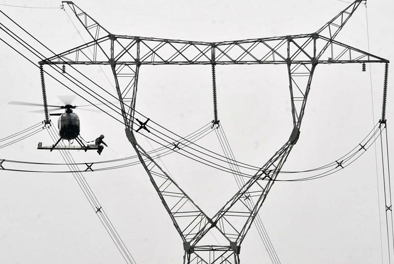 Un hélicoptère s'écrase à Boumerdès et fait 2 morts dont un français et un espagnol