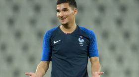 حسام عوار قد لا يلعب مرة أخرى مع منتخب فرنسا