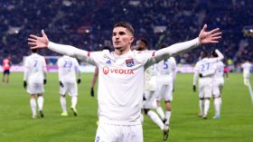 إدارة ليون تشترط 50 مليون أورو لِبيع “عوار”