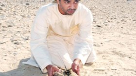 حقوقيون  يطالبون  بوقف  مهزلة  أمراء  الخليج  في  الصحراء ..