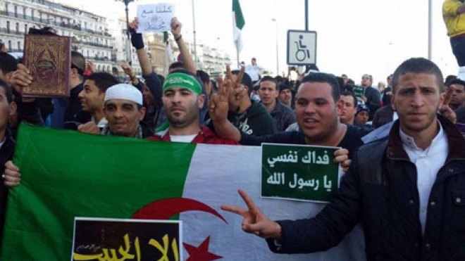 فدرالية المستهلكين تدعو لمقاطعة البضائع الفرنسية نصرة لرسول الله