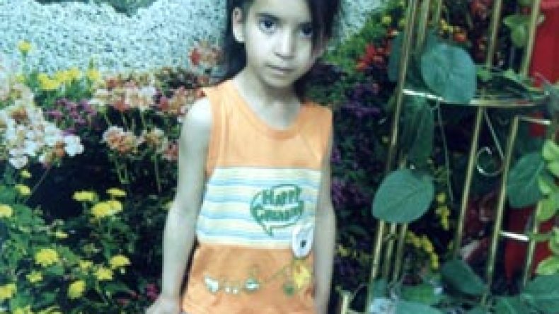 ثقب بقلب حبيبة يهدد حياتها كل يوم