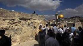 استعدادات صهيونية لإزالة حي عربي بأكمله جنوب المسجد “الأقصى”