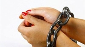 تلميذة ثانوية مهددة بالحبس لسرقتها مجوهرات وأحذية شقيقتها بالعاصمة