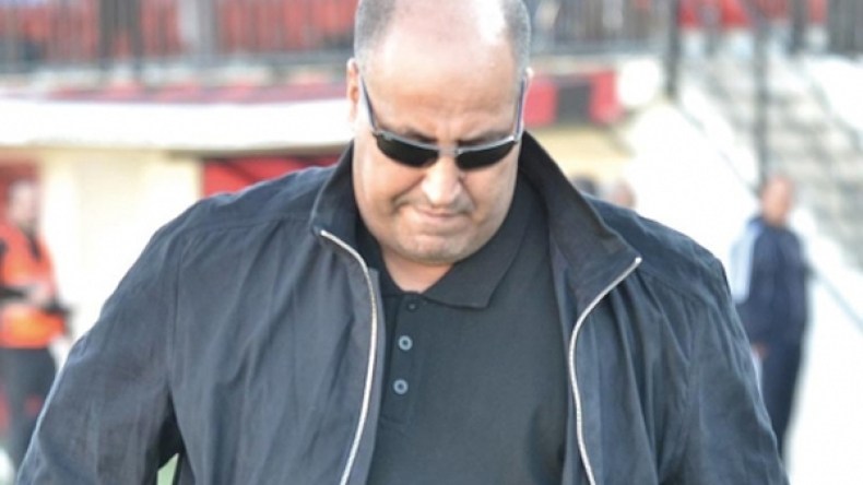 حسان حمّار يؤكد بقاءه بمنصبه حتى 2016