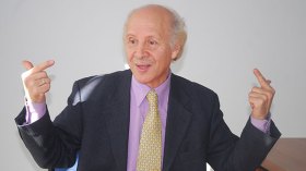 السعر الموحد للكتاب كان محور إشكال مع الناشرين واستراتيجي بالنسبة لنا