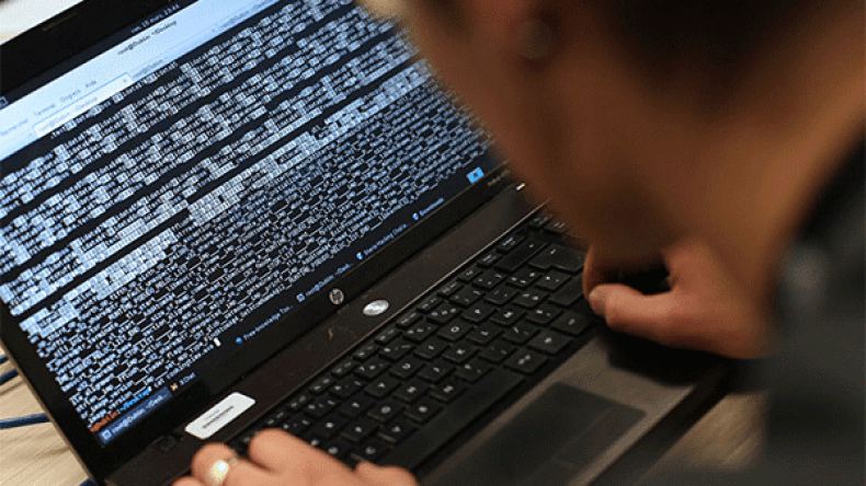 التماس 3 سنوات حبسا لـ”هاكر” اتصالات الجزائر