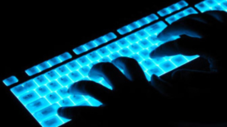 هاكرز سعوديون يخترقون عشرات الآلاف من بطاقات الائتمان الاسرائيلية