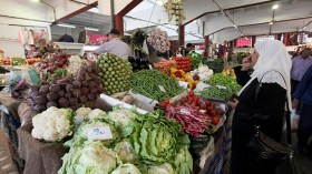 أسعار الفواكه والدواجن في ارتفاع.. والحليب سيِّد السوق