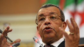 المستوردون غير ملزمين بسؤال “من أين لك هذا” أمام البنوك!