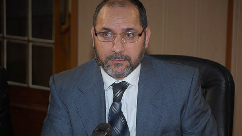 تيار داخل حمس يدعو إلى الانسحاب من البرلمان!