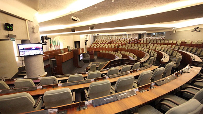 تأجيل مخطط عمل الحكومة إلى إشعار لاحق!