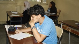 أولياء يتدخلون في أسئلة البكالوريا.. ومدارس خاصة تدرّس “البرنامج الفرنسي”