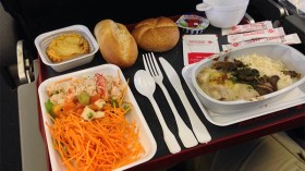 7000 دينار زيادة في أجور 600 عامل بـ”مطبخ”الجوية الجزائرية!