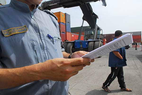 Algeria makes 40 amendments to customs law to fight corruption in airports and ports