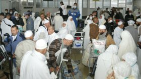 تزويد 500 حاج بسوار إلكتروني لمتابعة وضعيتهم الصحية