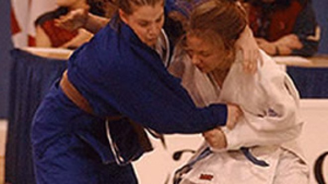 خروج مبكر لمصارعينا.. شعبان ينسحب من السباق وسقوط حر للطائرة