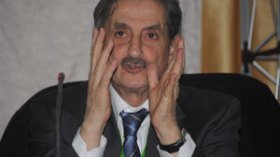 “سأكشف أسرارا خطيرة قبل رحيلي من الفاف”