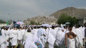 وكالات سياحة تتهم ديوان الحج بالتحايل وفرض شروط تعجيزية