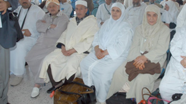 انطلاق التسجيلات الأولية لموسم الحج 2008 الإثنين المقبل