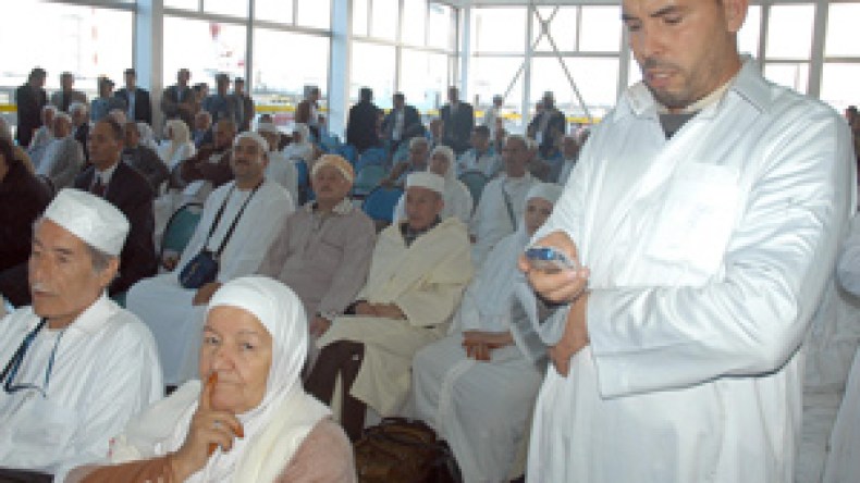 بعثة الحج لن تتكفل بالحجاج الجزائريين في المهجر