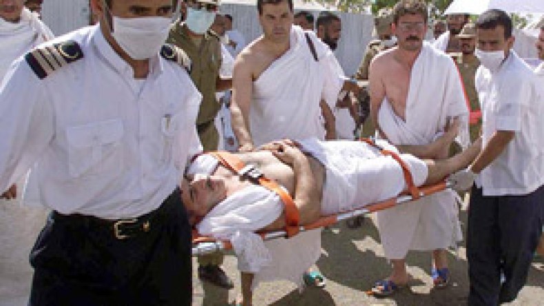 عميد الأطباء الجزائريين يشكك في كفاءة الأطباء المرافقين للحجاج